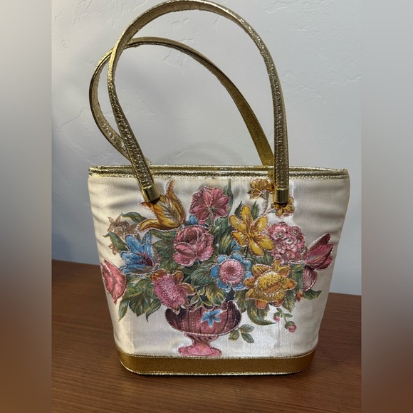 Vtg 50s 60s “Adrian’s of Palm Springs”Floral Embroidered Gold Accent Silk Purse - Picture 9 of 9